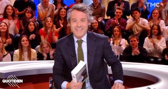 Quotidien : Yann Barthès en baisse mais confortablement devant Cyril Hanouna Quotidien : Yann Barthès en baisse mais confortablement devant Cyril Hanouna