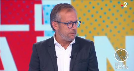 Télématin : Laurent Bignolas entre dans la zone 51 et envahit la concurrence 