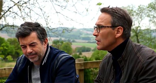 Julien Courbet (Capital) se sépare de Stéphane Plaza (Chasseurs d’appart), son one-man-show « Jeune et joli à 50 ans » en direct sur Paris Première