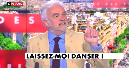 L’heure des pros : clash pour Élisabeth Lévy, Brigitte Macron nouvelle Ministre de la Culture, carton d’audience pour Pascal Praud