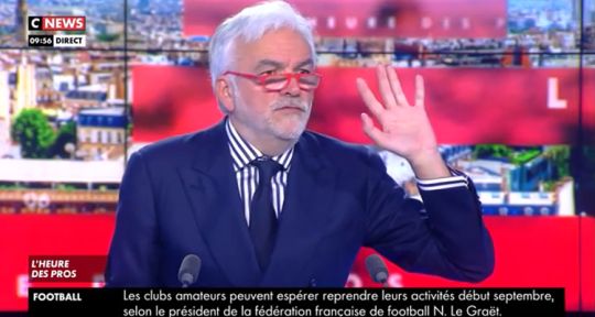 L’heure des pros : Pascal Praud prostré par l’actualité, CNews garde la main sur les audiences