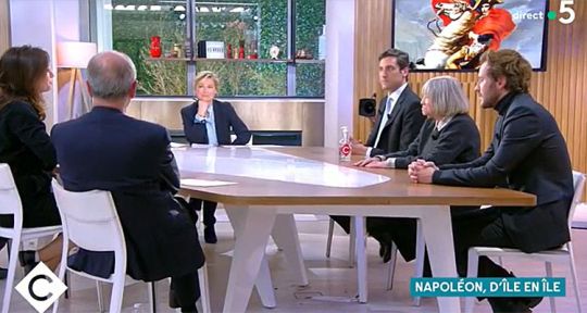 C à vous : une blague mortelle pour Anne-Elisabeth Lemoine, Pierre Lescure assure sur France 5