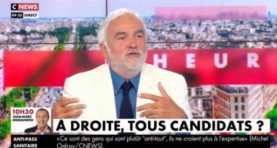 L’Heure des pros : Pascal Praud (CNews), une menace pour Cyril Hanouna sur C8 ?