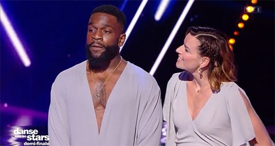 Programme TV de ce soir (vendredi 26 novembre 2021) : la finale de Danse avec les stars (TF1), Mireille Dumas (France 3), Recherche appartement ou maison (M6)... 