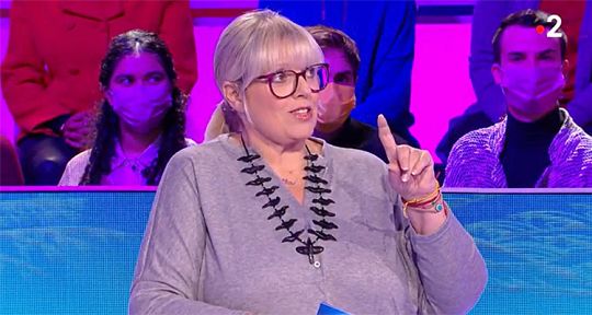 Tout le monde veut prendre sa place : Laurence Boccolini paralysée, Bruno Guillon gagnant pour France 2 ?