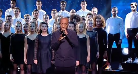 300 chœurs chantent pour les fêtes : Soprano, Kendji Girac, Gérard Lenorman, Angélique Kidjo, Julien Doré, Sylvie Vartan… sur France 3