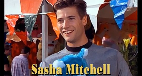 Notre belle famille : l’éviction choc de Sasha Mitchell (Cody), violences et peine de prison, 6ter se régale