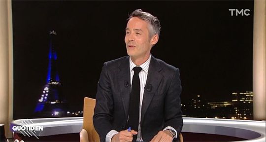 Quotidien : une absence étonnante pour Yann Barthès, Étienne Carbonnier explose sur TMC