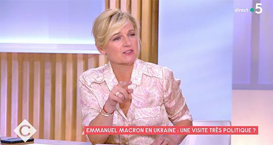 C à vous : accrochage en direct sur France 5, Anne-Elisabeth Lemoine perd le contrôle