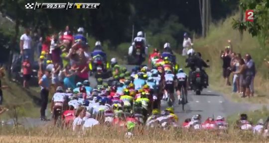 Tour de France : France 2 gravit le mur des audiences, Alexis Vuillermoz remporte l’étape