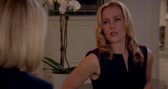 Crisis (6ter) : Gillian Anderson met au tapis NRJ12 et la TNT HD