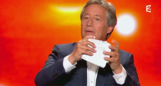 Mot de Passe : Patrick Sabatier déchire ses fiches et se retrouve en grande forme sur France 2