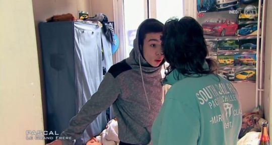 Pascal le grand frère : Jason frappe son père, une rentrée difficile pour NT1