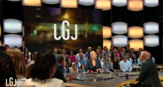 Quand Le Petit Journal fait le double d’audience du Grand Journal