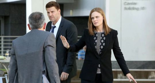 Bones (M6) : Christophe Pelant revient hanter Brennan et Booth avant leur départ