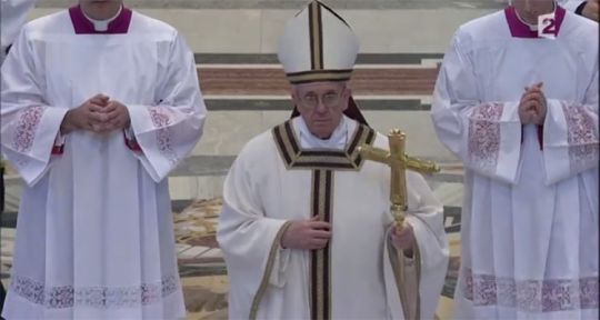 François, le pape qui voulait changer le monde, affronte avec succès Mentalist