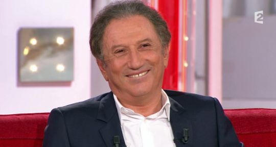 Vivement Dimanche : Laurent Gerra à l’honneur avec Yves Calvi et Jade de RTL