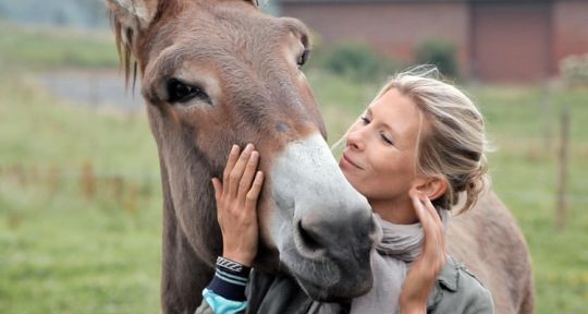 Hélène et les animaux supprimée par France 5, Hélène Gateau a « le cœur gros et les larmes aux yeux » suite au soutien des fans 