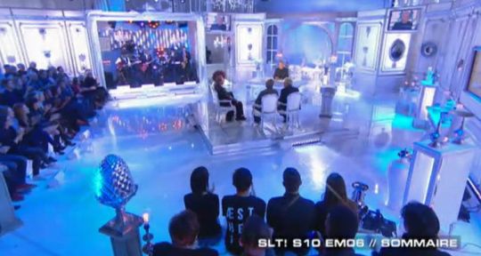 Salut les terriens : Jean-Luc Lemoine, Sébastien Maillard, Nora Hamzaoui, Frédéric Beigbeder pour le magazine Lui...