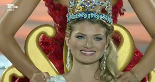Mireia Lalaguna Royo (Miss Espagne) est sacrée Miss Monde 2015