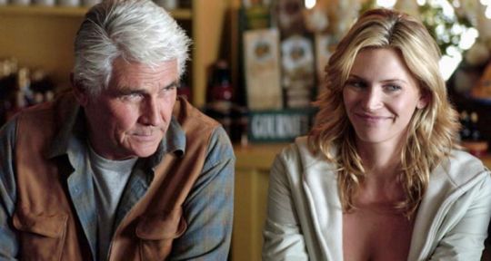 Fatale Séduction (TMC) : quand Natasha Henstridge (The Secret Circle) aguiche James Brolin (Pensacola)