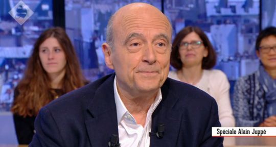 Alain Juppé offre un succès à Ali Baddou et au Supplément de Canal+