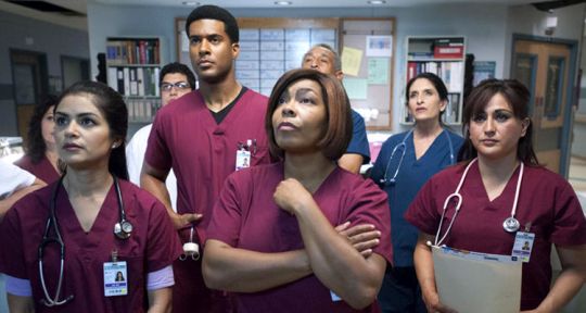 Night Shift (TF1) : avant la saison 3, Drew et Gwen dans une fusillade et un choix crucial pour Paul