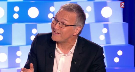 On n’est pas couché : revers historique pour Laurent Ruquier, sous le million face au débat sur la GPA entre Alex Goude et Henri Guaino