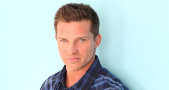 Steve Burton (Les Feux de l’amour) : « C’est très difficile de jouer avec Joshua Morrow (Nick). La production évite que l’on travaille ensemble »