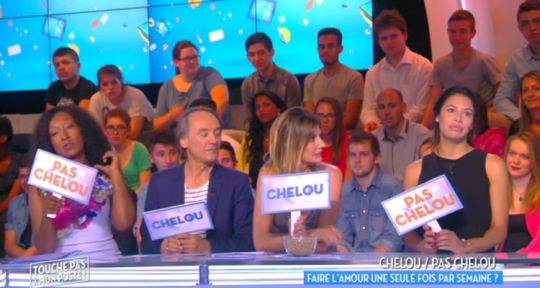 Touche pas à mon poste (D8) : Julien Courbet au plus bas avec Zaho, Christophe Carrière adepte du pipi sous la douche