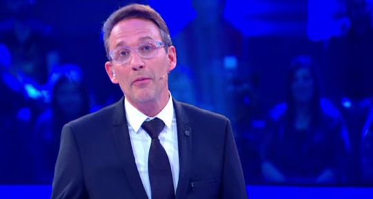 Still Standing : Julien Courbet s’incline face à la rediffusion des Marseillais et les Ch’tis vs le reste du monde sur W9