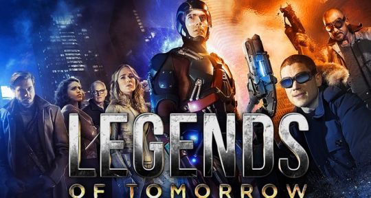 DC legends of tomorrow : Rip Hunter, Heat Wave, Hawkgirl, Hawkman, Atom, Firestorm, White Canary et Captain Gold luttent contre Vandal Savage