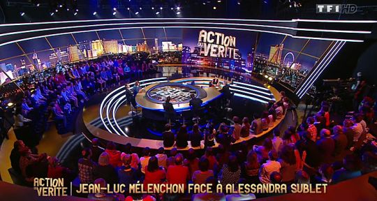 Action ou vérité : Bertrand Chameroy, Karine Ferri, Jérôme Commandeur, Palmashow, Marthe Villalonga...