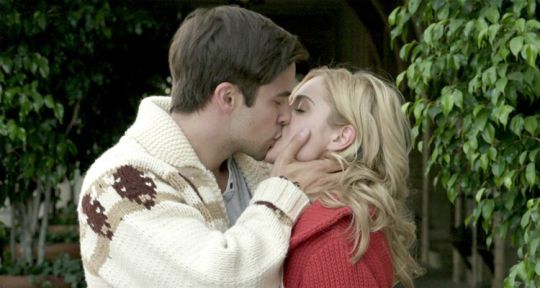 Joyeux baiser de Noël (TF1) : un triangle amoureux pour Brant Daugherty (Pretty Little Liars), Karissa Lee Staples et David O’Donnell