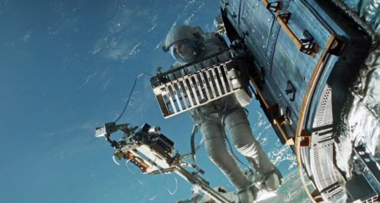Audiences TV du dimanche 4 décembre 2016 : Gravity et Vera au top, Sissi impératrice et La chambre bleue frôlent le million Audiences TV du dimanche 4 décembre 2016 : Gravity et Vera au top, Sissi impératrice et La chambre bleue frôlent le million