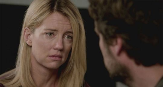 Les feux de l’amour : pourquoi Cynthia Watros (Kelly) quitte-t-elle réellement la série ?