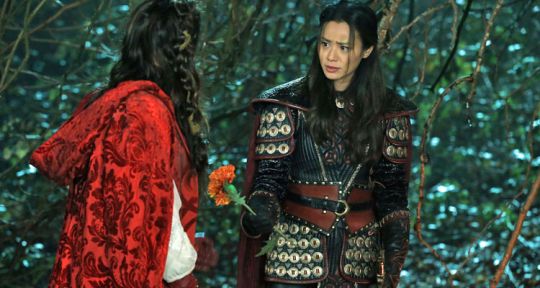 Once upon a time (saison 5) : Un baiser d’amour entre Dorothy et Ruby qui passionne les fans