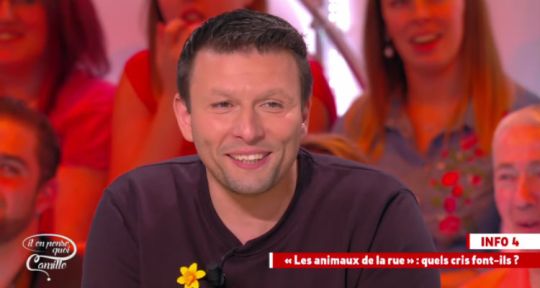 Il en pense quoi Camille ? : Raymond se fait recadrer après une plaisanterie douteuse, Camille Combal performant sur les 15-34 ans