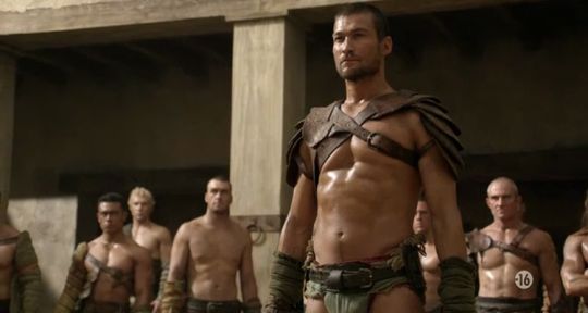 Spartacus fait grimper les audiences de W9 avec la saison 1, devant France 2 et au coude à coude avec Profilage