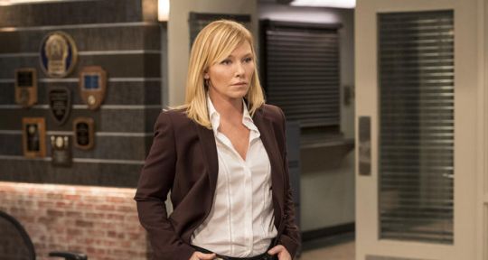 Kelli Giddish (New York Unité spéciale, 400e épisode) : « Tout le monde aime Olivia Benson. Beaucoup de femmes la comprennent et peuvent s’identifier à elle »