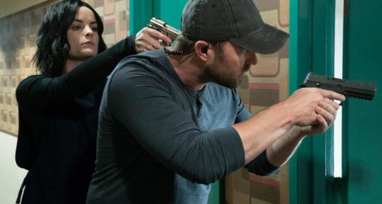 Blindspot, saison 2 : Weller collabore avec Jane après le décès de Mayfair, l’équipe menacée par un groupe terroriste