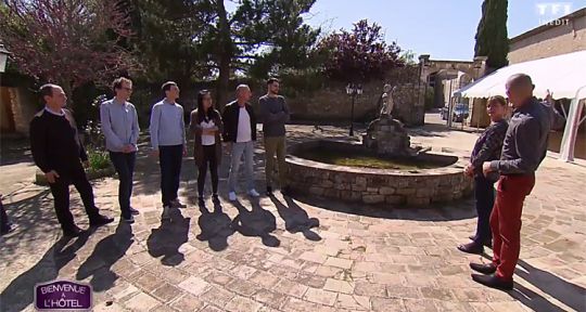 Bienvenue à l’hôtel : Julien blessé au domaine de la Reynaude de Fabienne & Christophe, l’Abbaye d’Igor & May en pleine panique