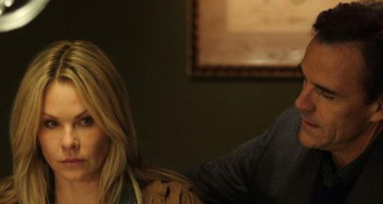 Méfiez-vous des apparences (TF1) : Richard Burgi (Desperate Housewives) manipule Andrea Roth (Blue Bloods)