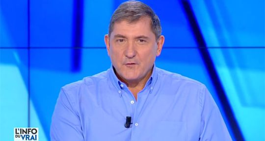 L’info du vrai : Yves Calvi s’installe progressivement, record d’audience pour Canal+