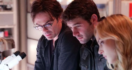 Zoo (saison 2) : Billy Burke (Chicago Police Department) et Nonso Azonie (Game of Thrones) de retour sur TF1 pour contrer la révolte meurtrière des animaux