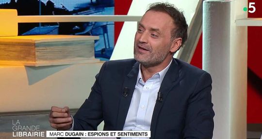 La grande librairie du mercredi 14 décembre 2022 : Patrick Dandrey, Julia de Funès, Fabrice Luchini, Brigitte Giraud... avec Augustin Trapenard sur France 5