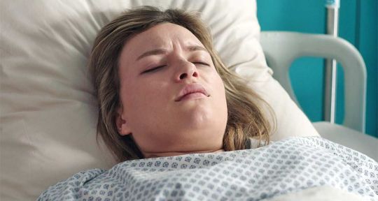 Ici tout commence : Bérénice entre la vie et la mort, Carla s’en prend violemment à Anaïs sur TF1 (spoiler) Ici tout commence : Bérénice entre la vie et la mort, Carla s’en prend violemment à Anaïs sur TF1 (spoiler)