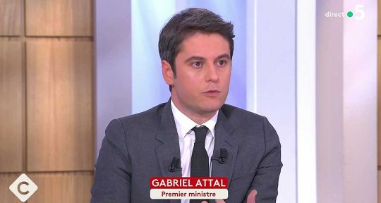 C à Vous : Gabriel Attal accuse la France insoumise d’être les fossoyeurs de la laïcité 