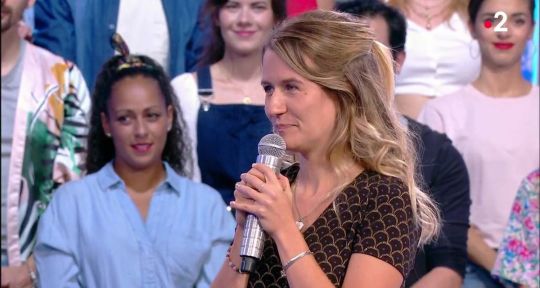 N’oubliez pas les paroles : la décision inattendue de Caroline face à Nagui, la maestro éliminée sur France 2 ?