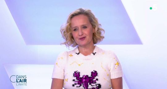 C dans l’air : Caroline Roux embarrassée après un incident en direct sur France 5